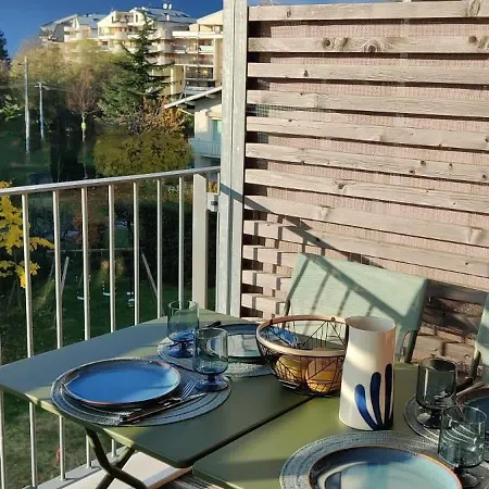 Le Petit Port - 4 Etoiles - Standing, Vue Lac, Calme, Piscine * אקס-לה-באינס